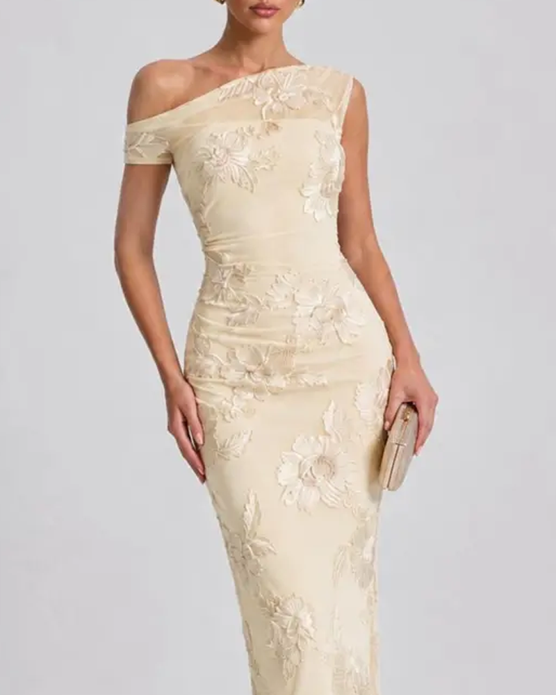 Sexy One-Shoulder Embroidered Mesh Panel Bodycon Dress
